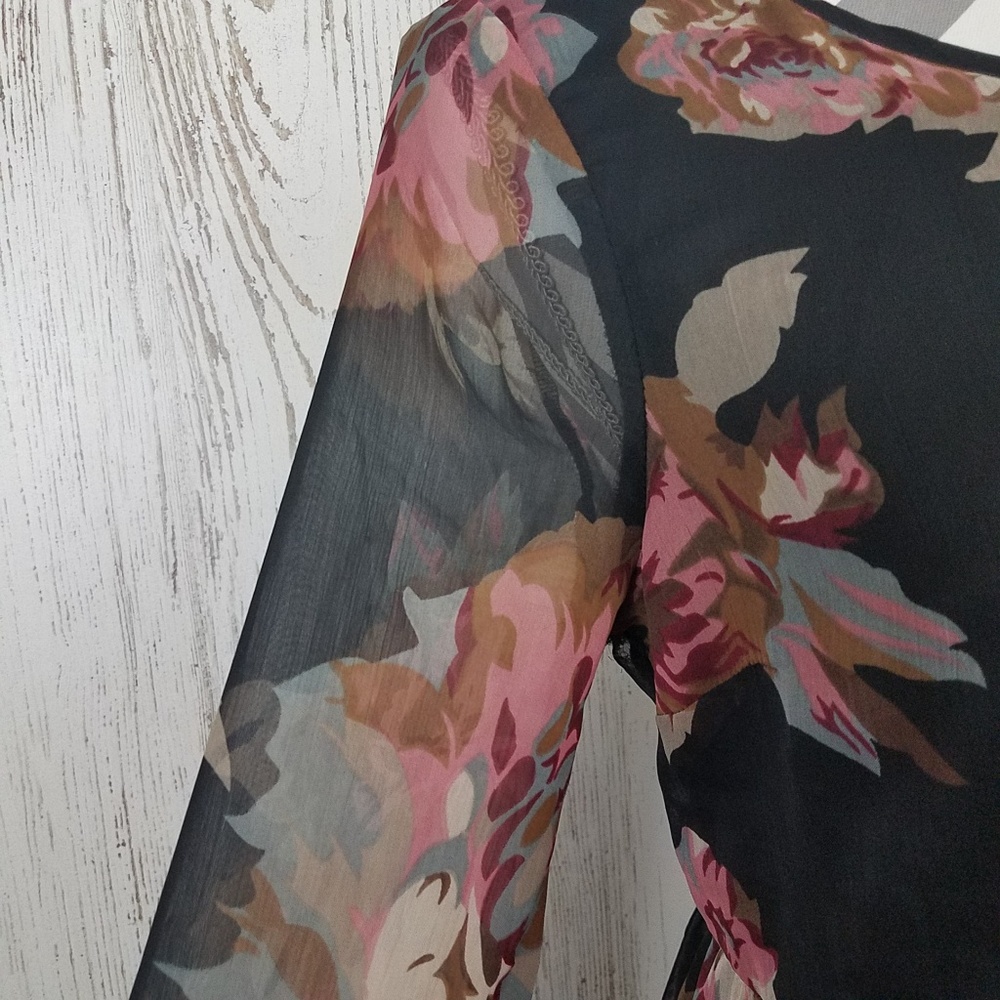 Staring at Stars Floral Mini Dress - Picture 2 of 5